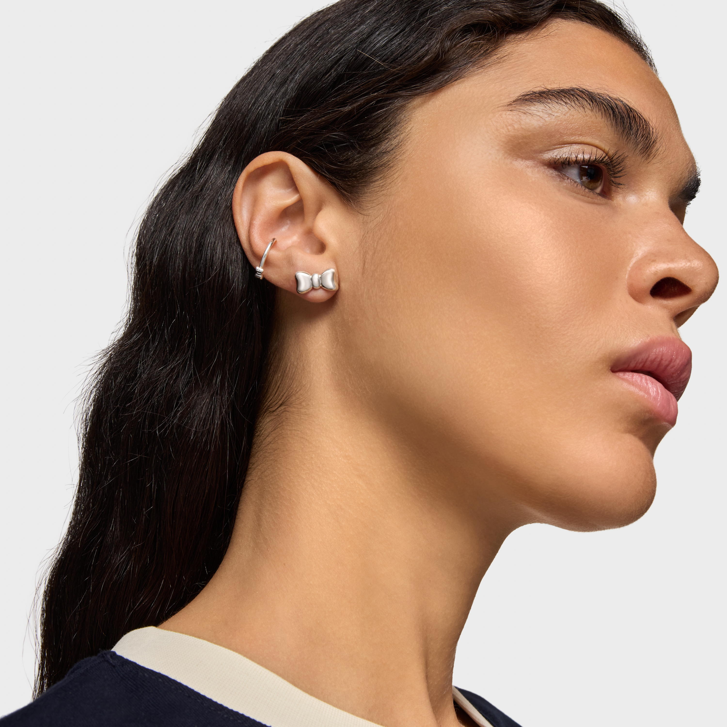 Silver bow Earcuff TOUS Ribbon
