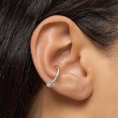 Earcuff lazo de plata TOUS Ribbon