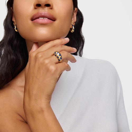 Anillo con baño de oro de 18 kt sobre plata y motivos azules Warm