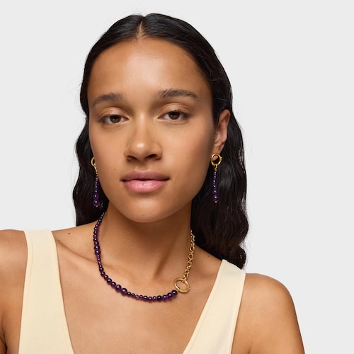Necklace with 18kt gold plating over silver and amethyst Hold