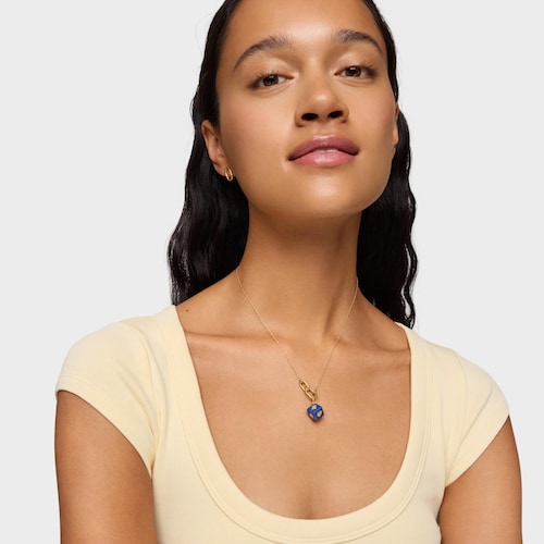 Wisiorek z 14-karatowego złota z lapis lazuli Cube