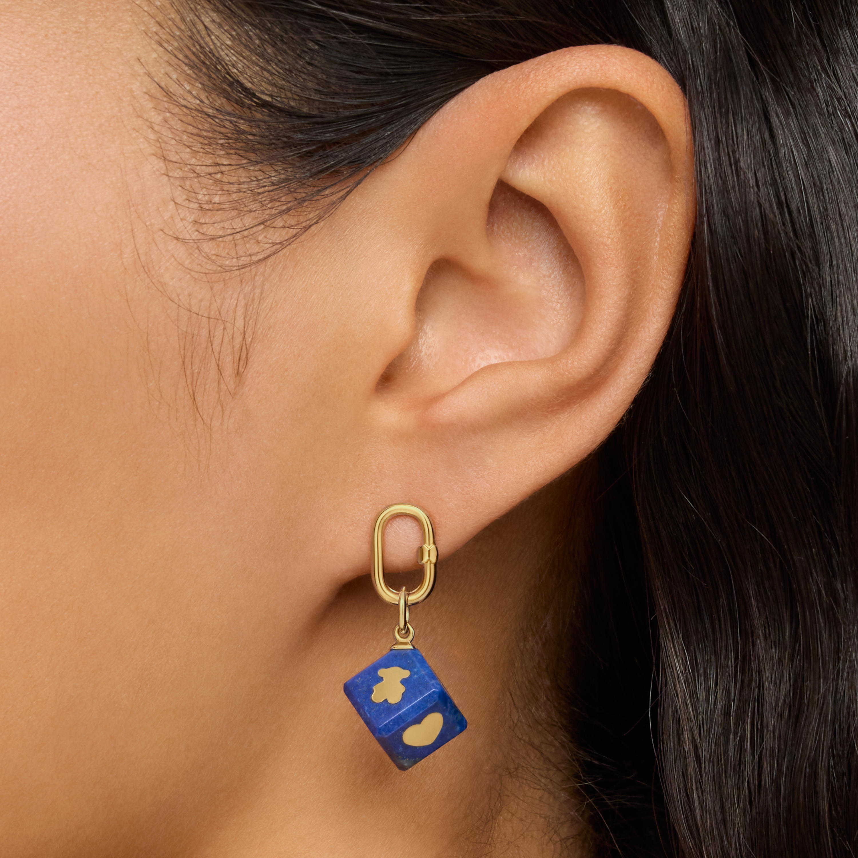 14K solid gold Pendant with lapis lazuli Cube