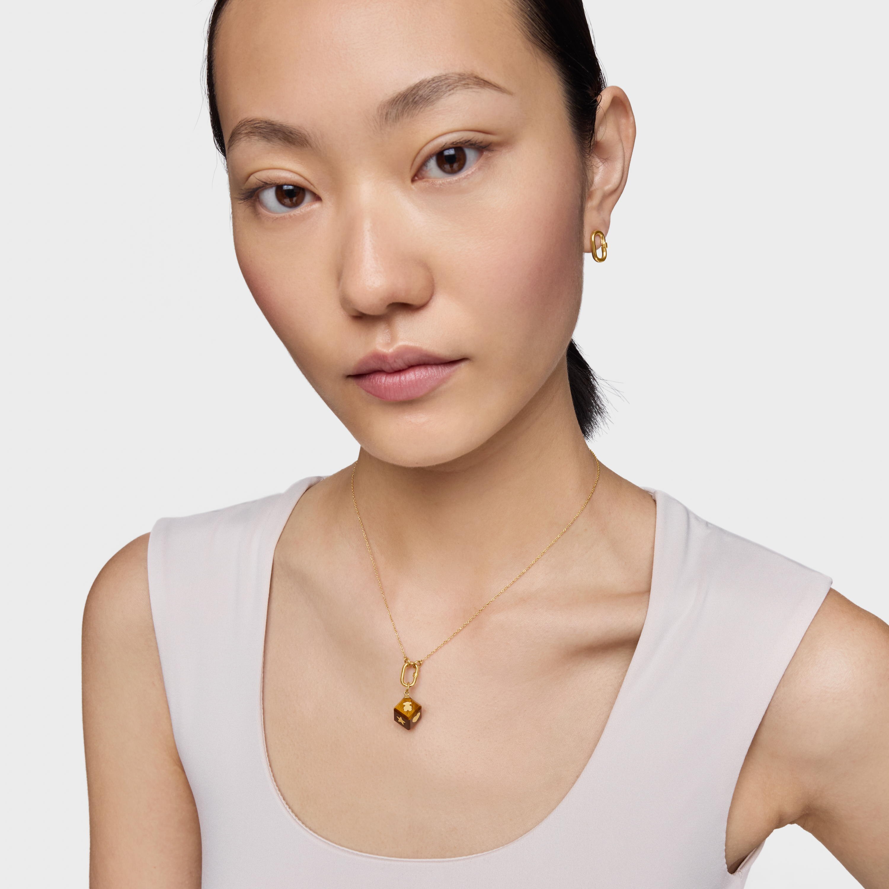 14K solid gold Pendant with tiger’s eye Cube