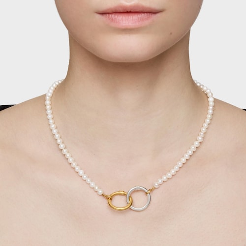 Necklace with cultured pearls and 18kt gold plating over silver Hold