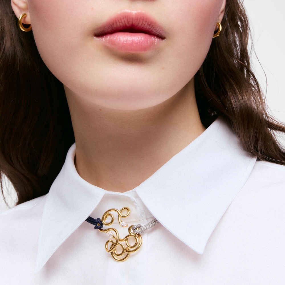 Dije oso con ba&ntilde;o de oro 18&nbsp;kt sobre plata y diamantes creados en laboratorio 35 mm Lio LGD