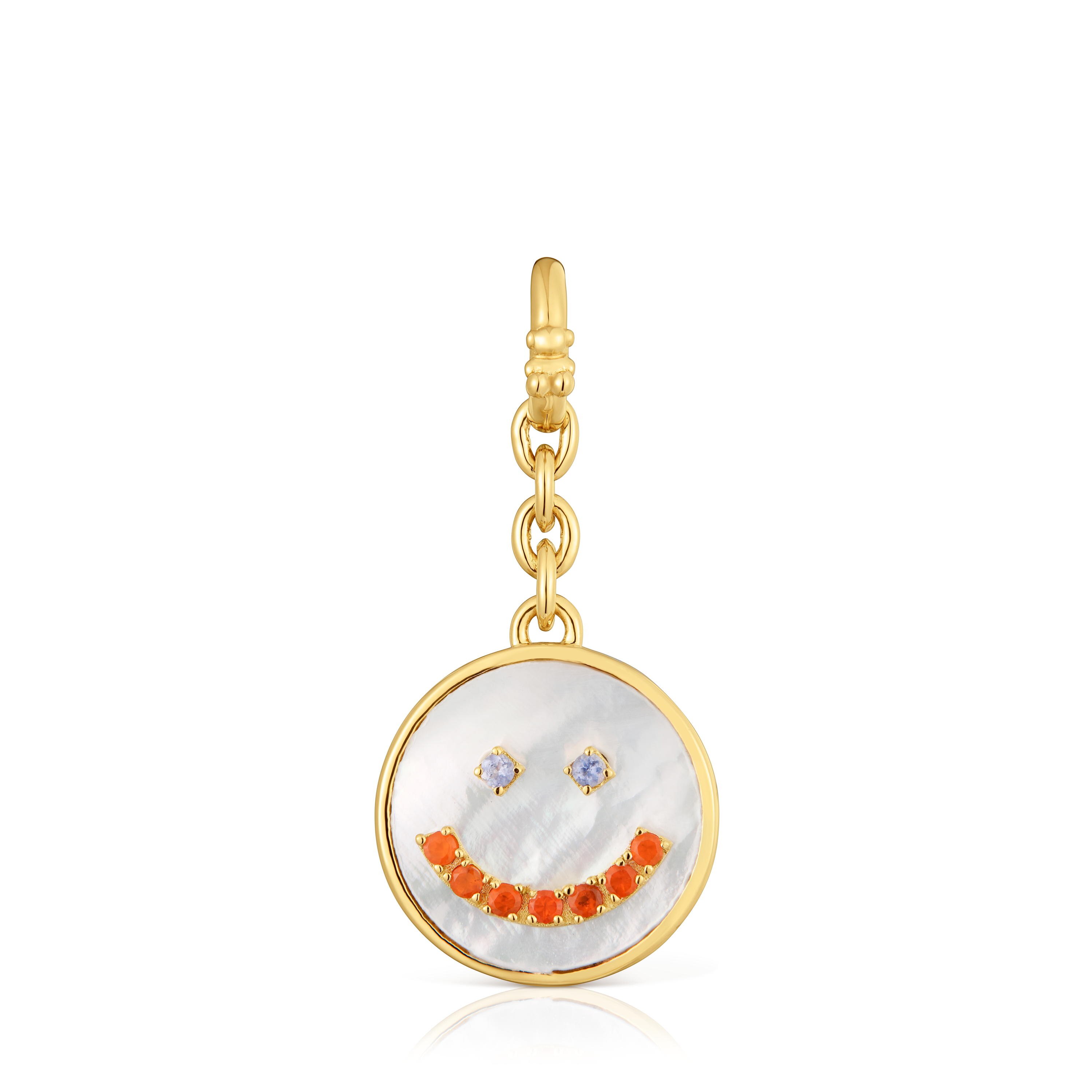 Smile Pendant with 18kt gold plating over silver, mother-of-pearl
