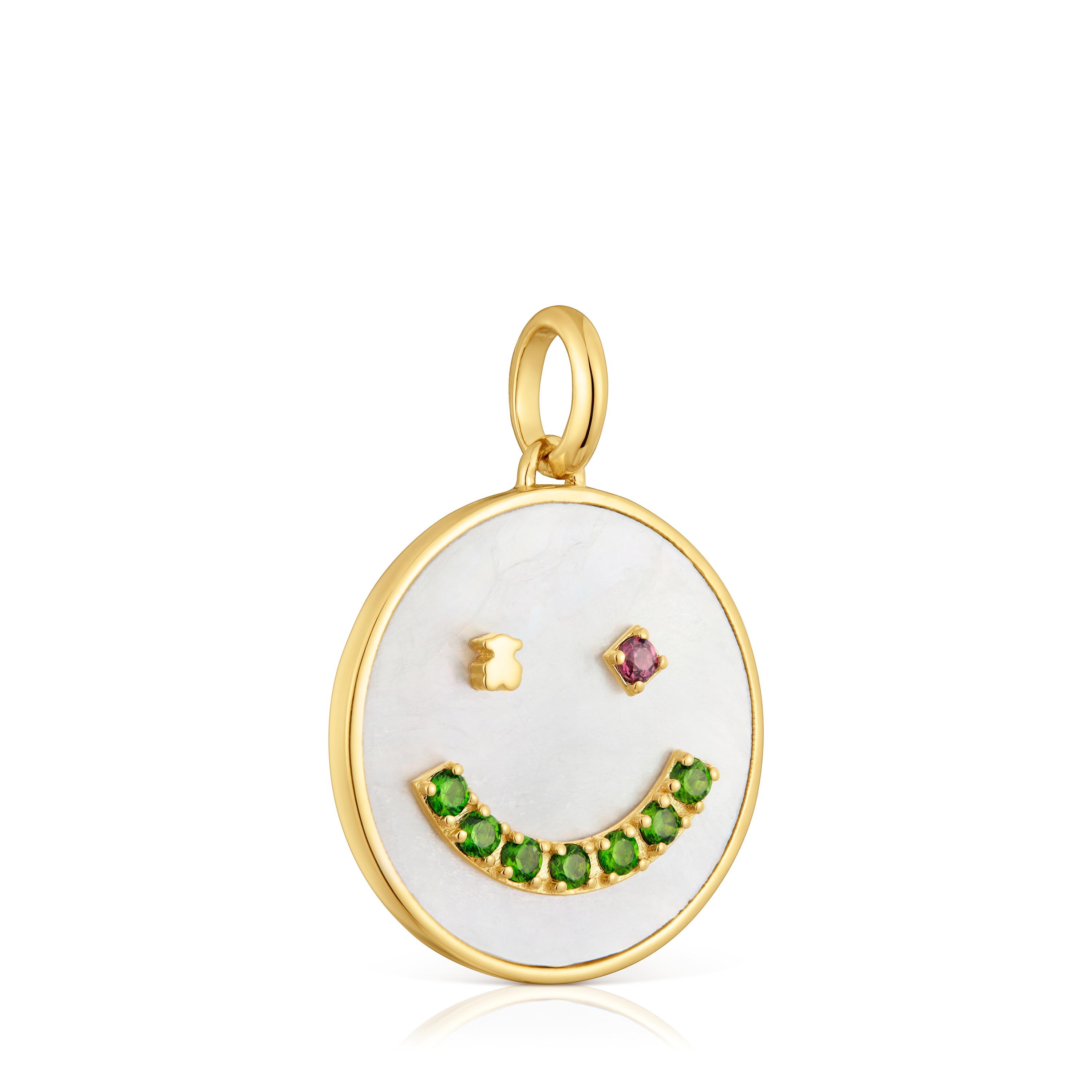 Smile Pendant with 18kt gold plating over silver, mother-of-pearl