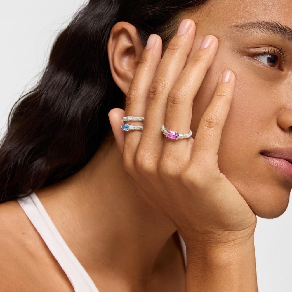 Stř&iacute;brn&yacute; Prsten s&nbsp;laboratorně vytvořen&yacute;m saf&iacute;rem TOUS Mesh LGG