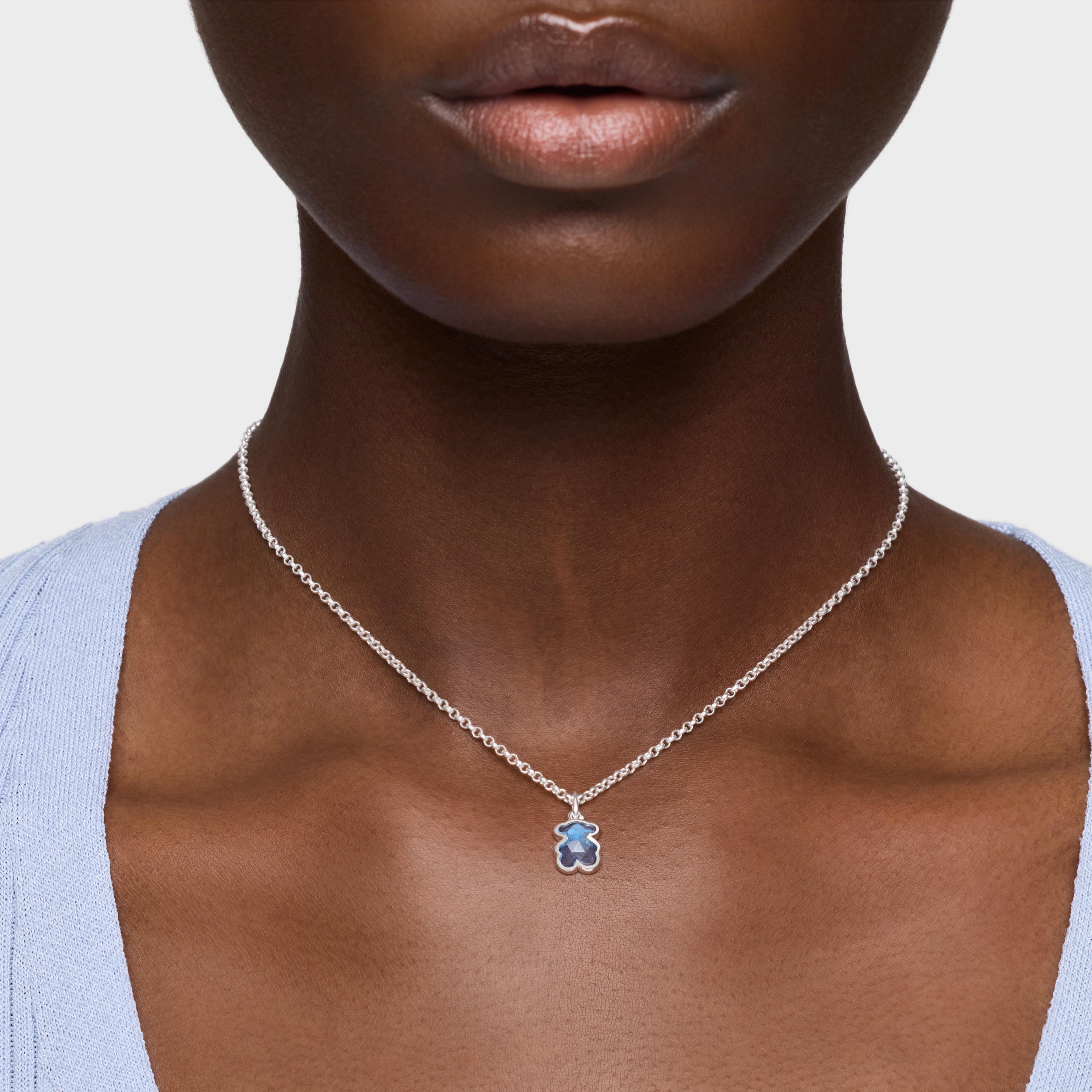 Short silver Necklace with laboratory-grown blue spinel Icon Color