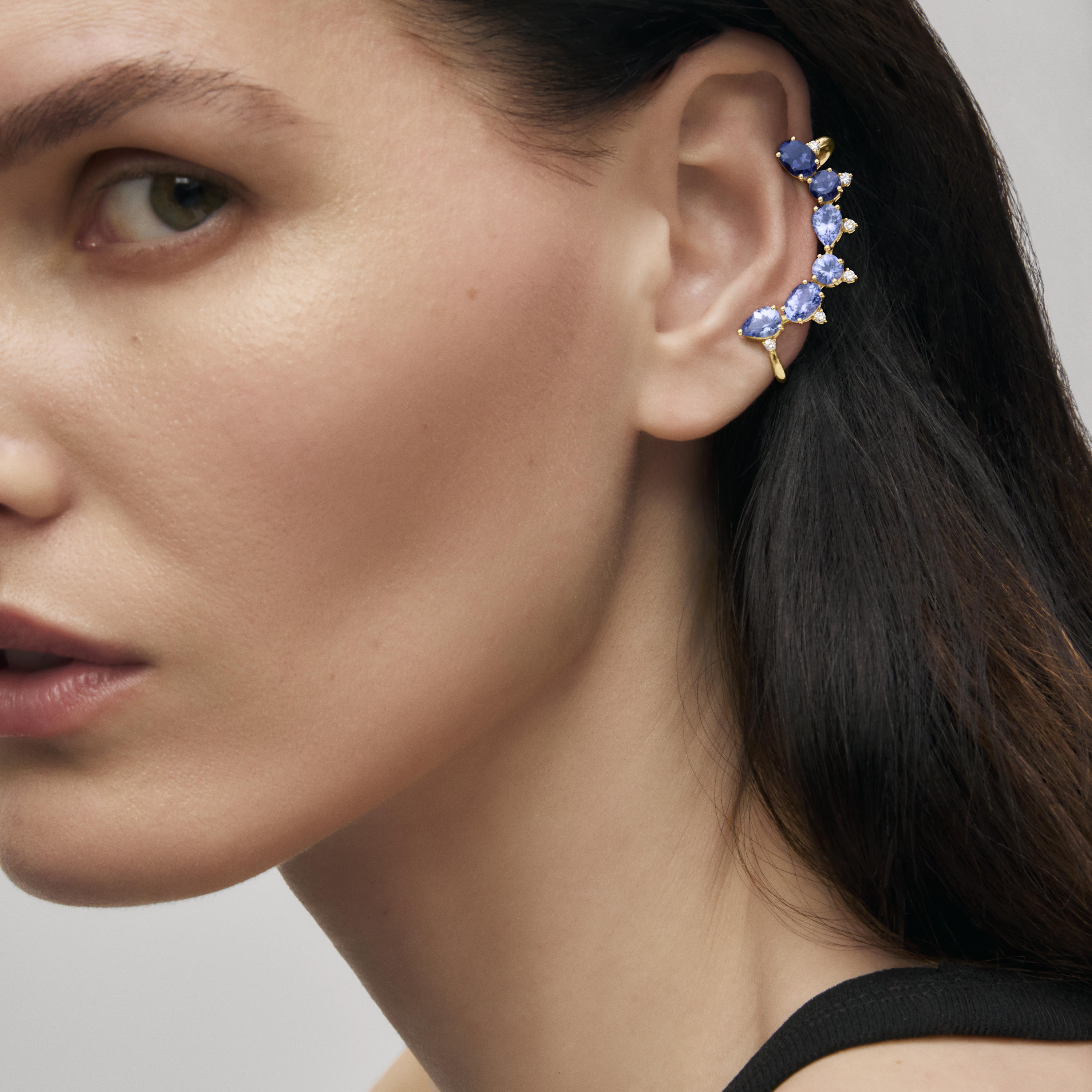 Gold Earcuff with tanzanite, iolite and diamonds TOUS ATELIER