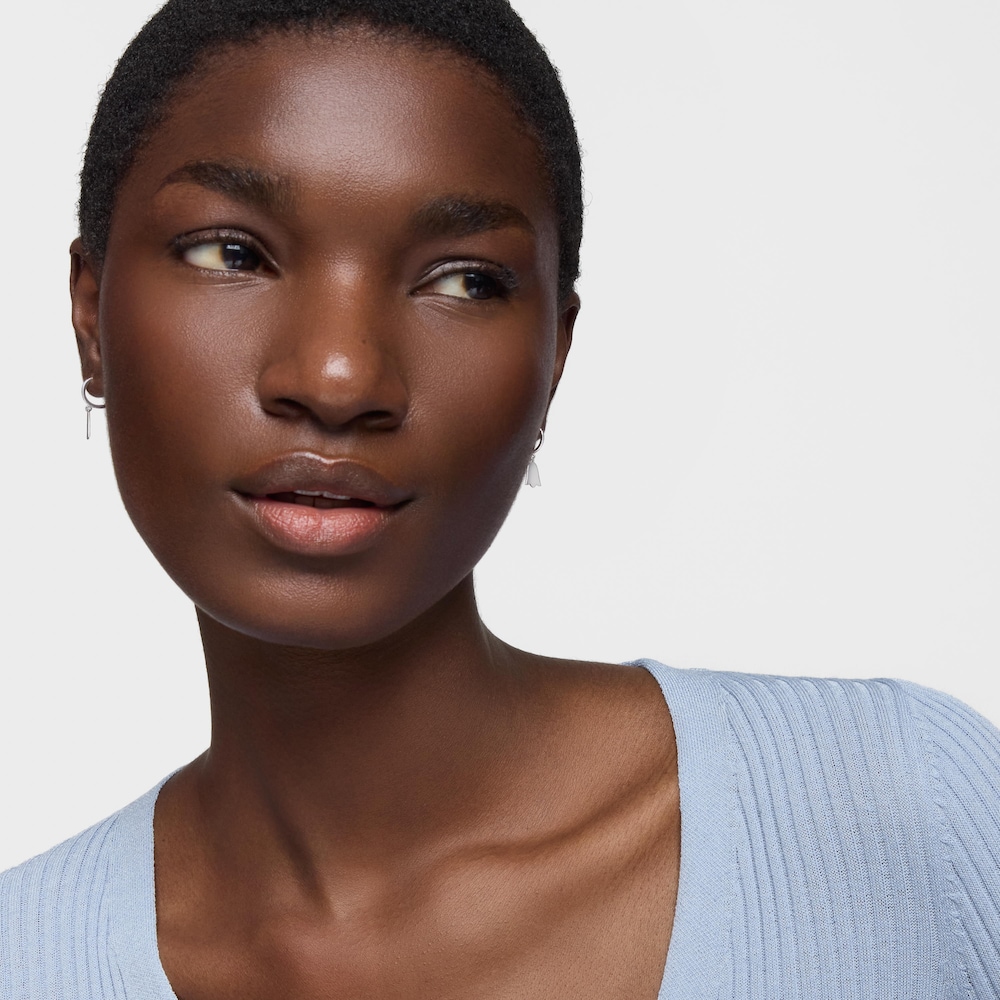 Strieborn&eacute; Obručov&eacute; n&aacute;u&scaron;nice s&nbsp;mot&iacute;vom tulip&aacute;nu TOUS Motifs