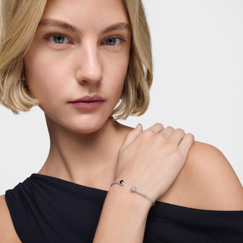 Pulsera esclava con oso de plata y espinela negra Cachito Mío