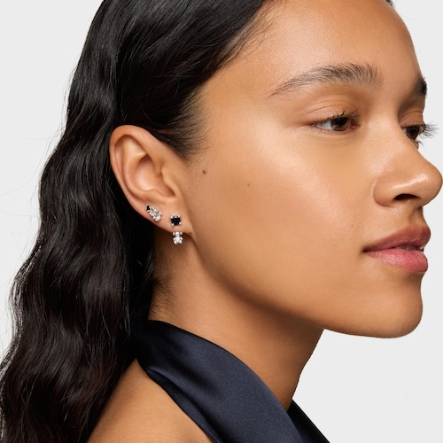 Aretes trepadores con oso de plata y espinela negra Cachito Mío