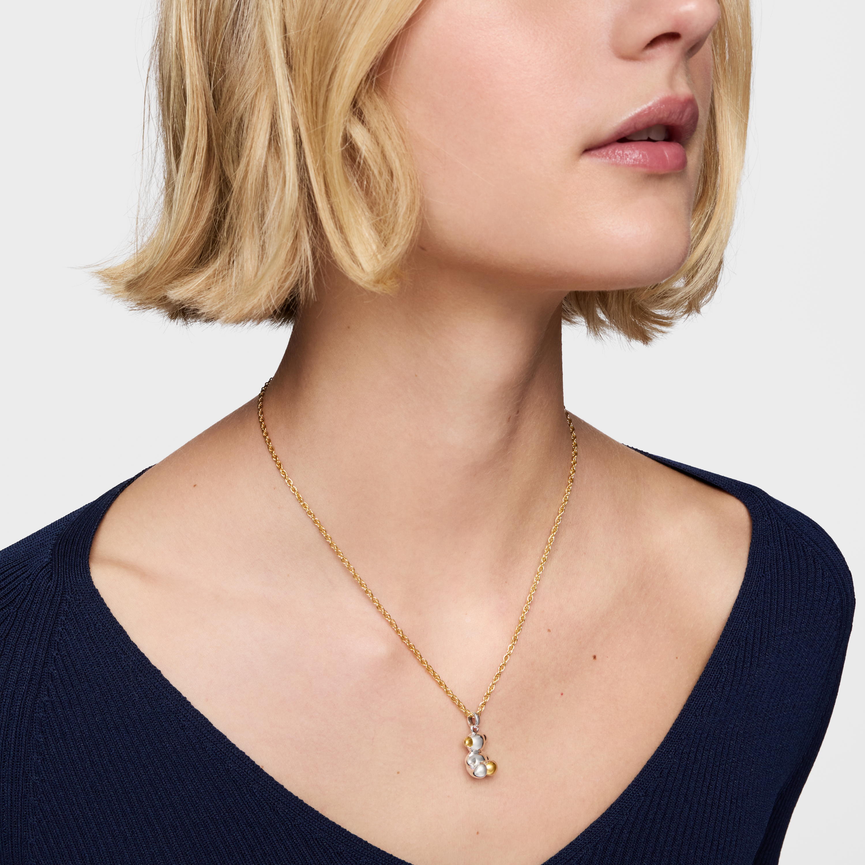 Medium two-tone bear Pendant Bold Bear