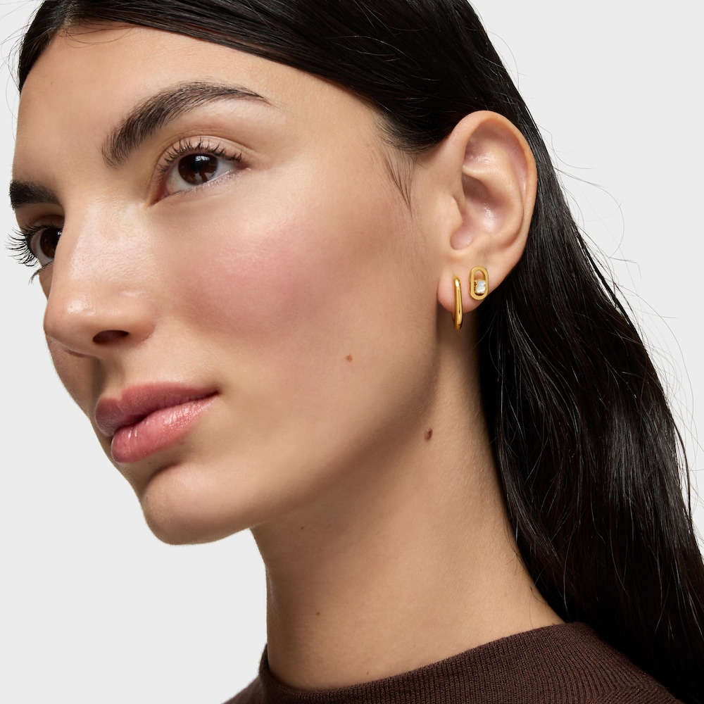 Pendientes con ba&ntilde;o de oro 18 kt sobre plata y n&aacute;car Camille