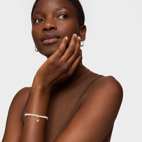 Pulseira elástica com madrepérola e revestimento de ouro 18 kt sobre prata Camille