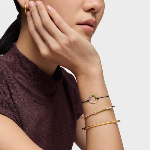 Pulsera con ba&ntilde;o de oro 18 kt sobre plata, gemas y nylon negro Straight