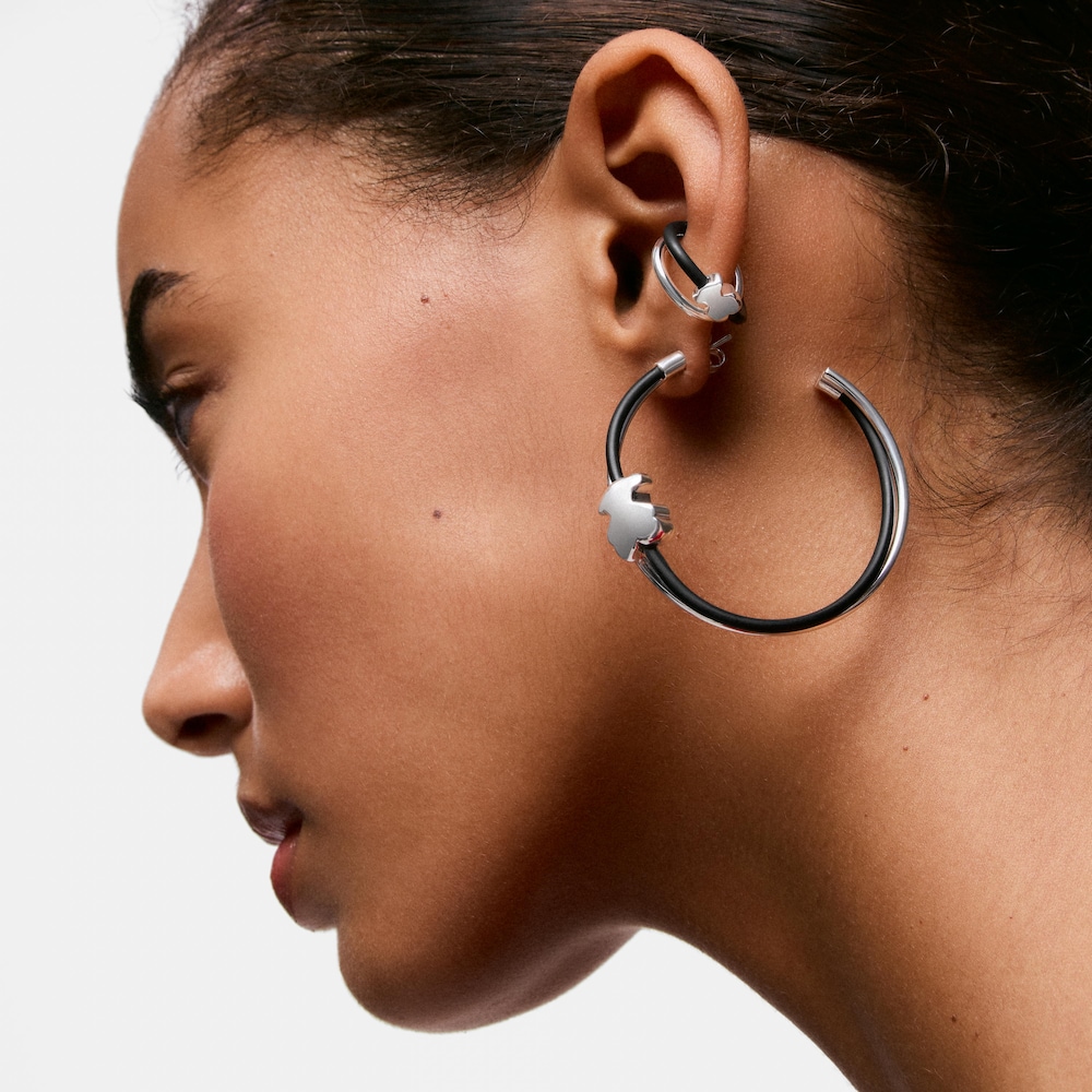 Bear earcuff in silver and rubber Bold Motif