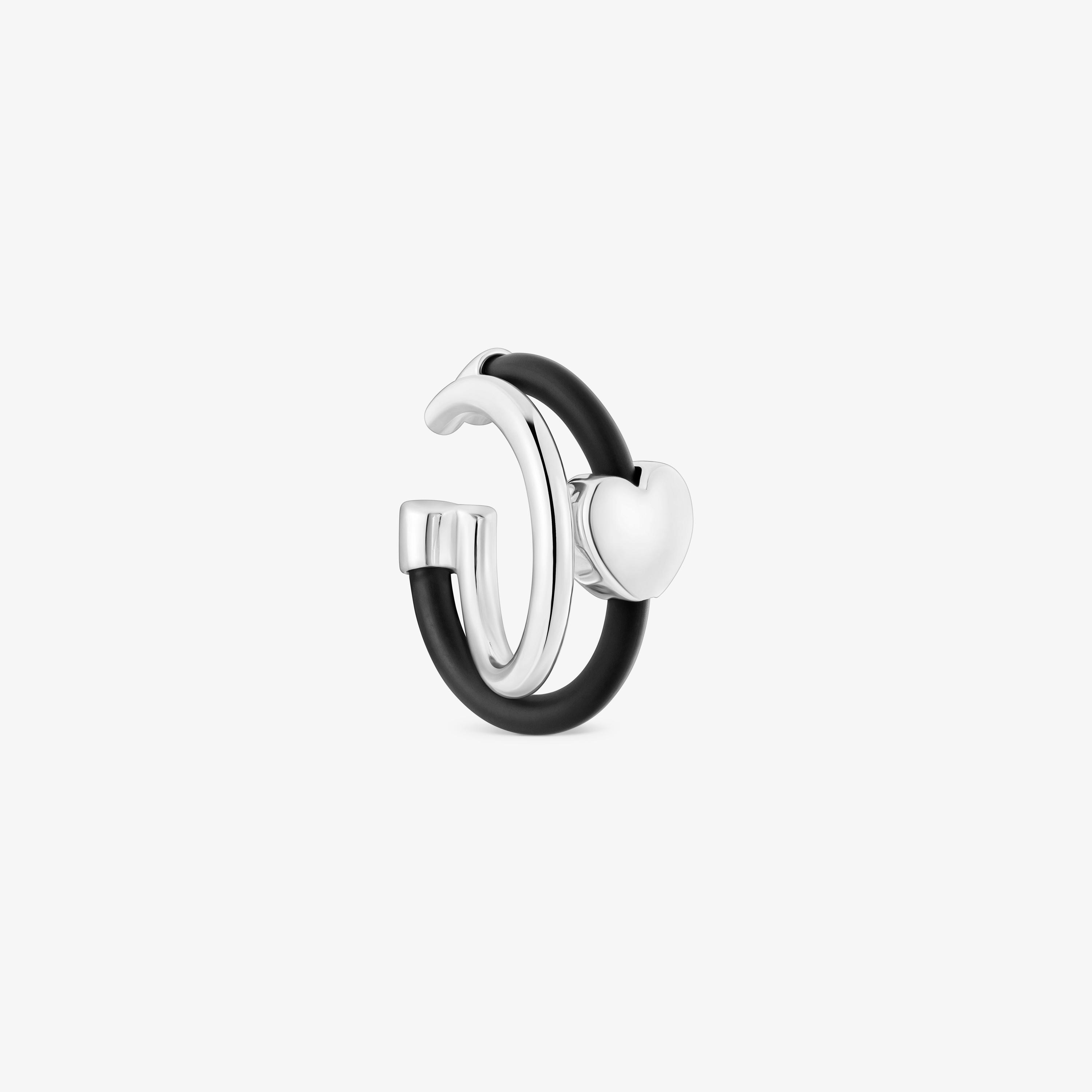 Heart earcuff in silver and rubber Bold Motif