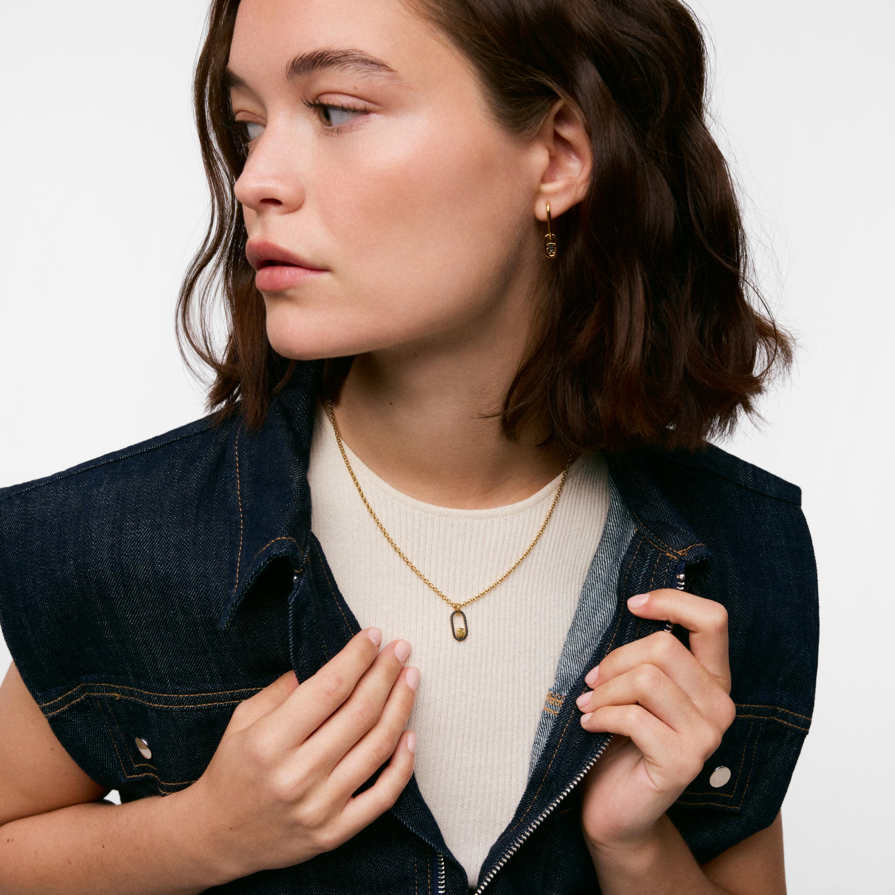 Pendant with 18 kt gold plating on silver and spinels Camille