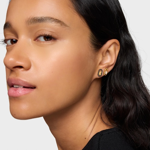 Brincos com banho de ouro 18 kt sobre prata e spinelas Camille