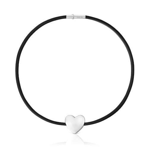 Necklace with heart motif in sterling silver and black rubber TOUS Bold Motif Necklace length: 45&nbsp;cm. Motif size: 24&nbsp;mm. Double clip closure. 