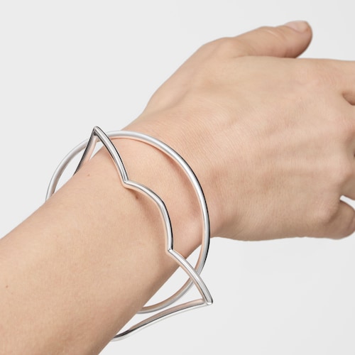 &Beta;&rho;&alpha;&chi;&iota;ό&lambda;&iota;-&chi;&epsilon;&iota;&rho;&omicron;&pi;έ&delta;&alpha; &tau;&omicron;&upsilon;&lambda;ί&pi;&alpha; &alpha;&pi;ό &alpha;&sigma;ή&mu;&iota; TOUS Straight