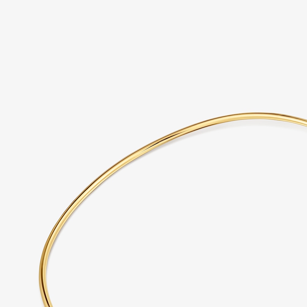 Priliehav&yacute; n&aacute;hrdeln&iacute;k s&nbsp;18&nbsp;kt pozl&aacute;ten&iacute;m na striebre TOUS Flechazo