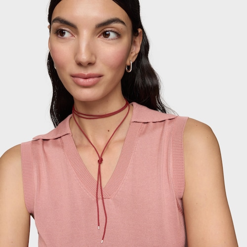 Colar comprido em prata na cor bordeaux TOUS Basics