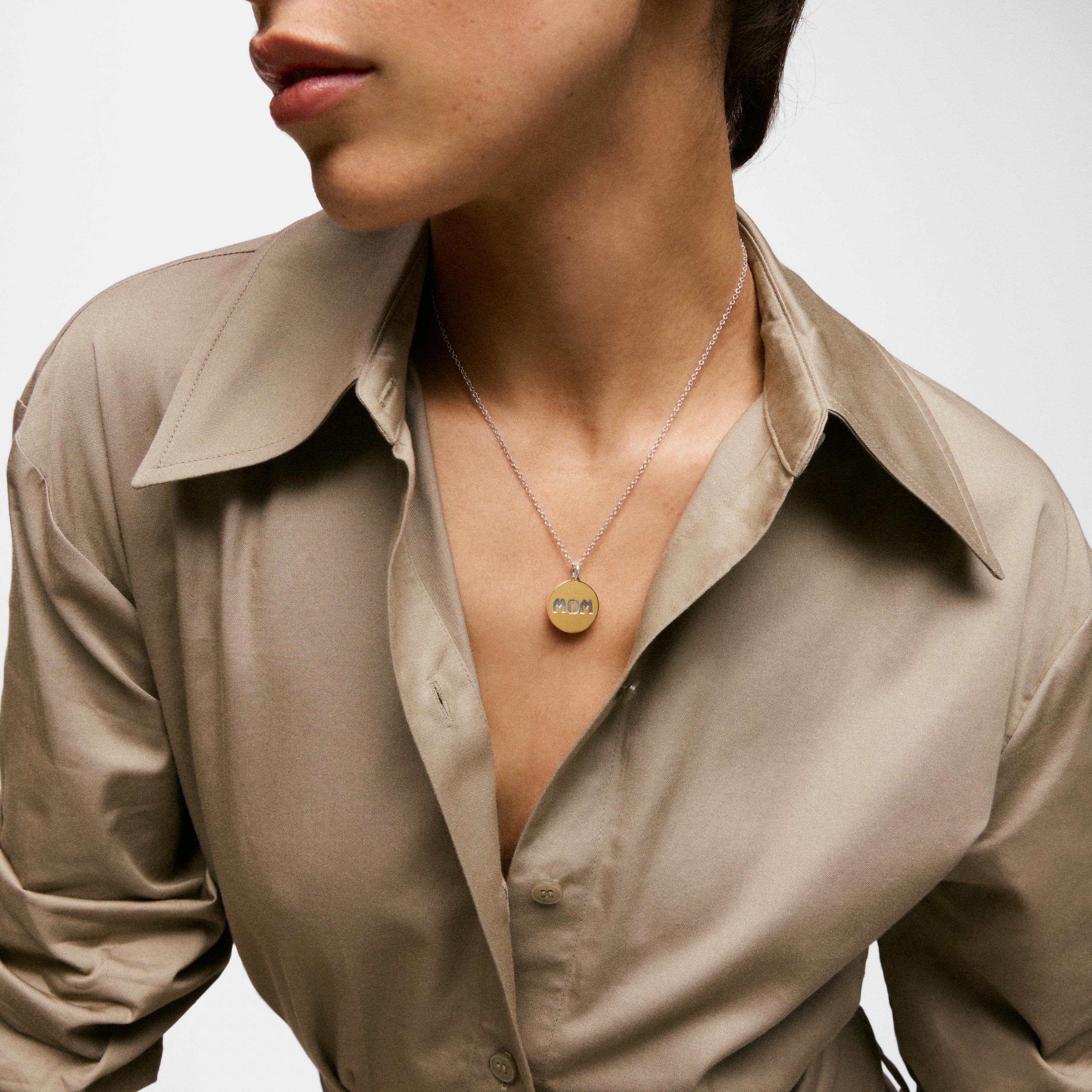 Two-tone Medallion pendant TOUS Mom