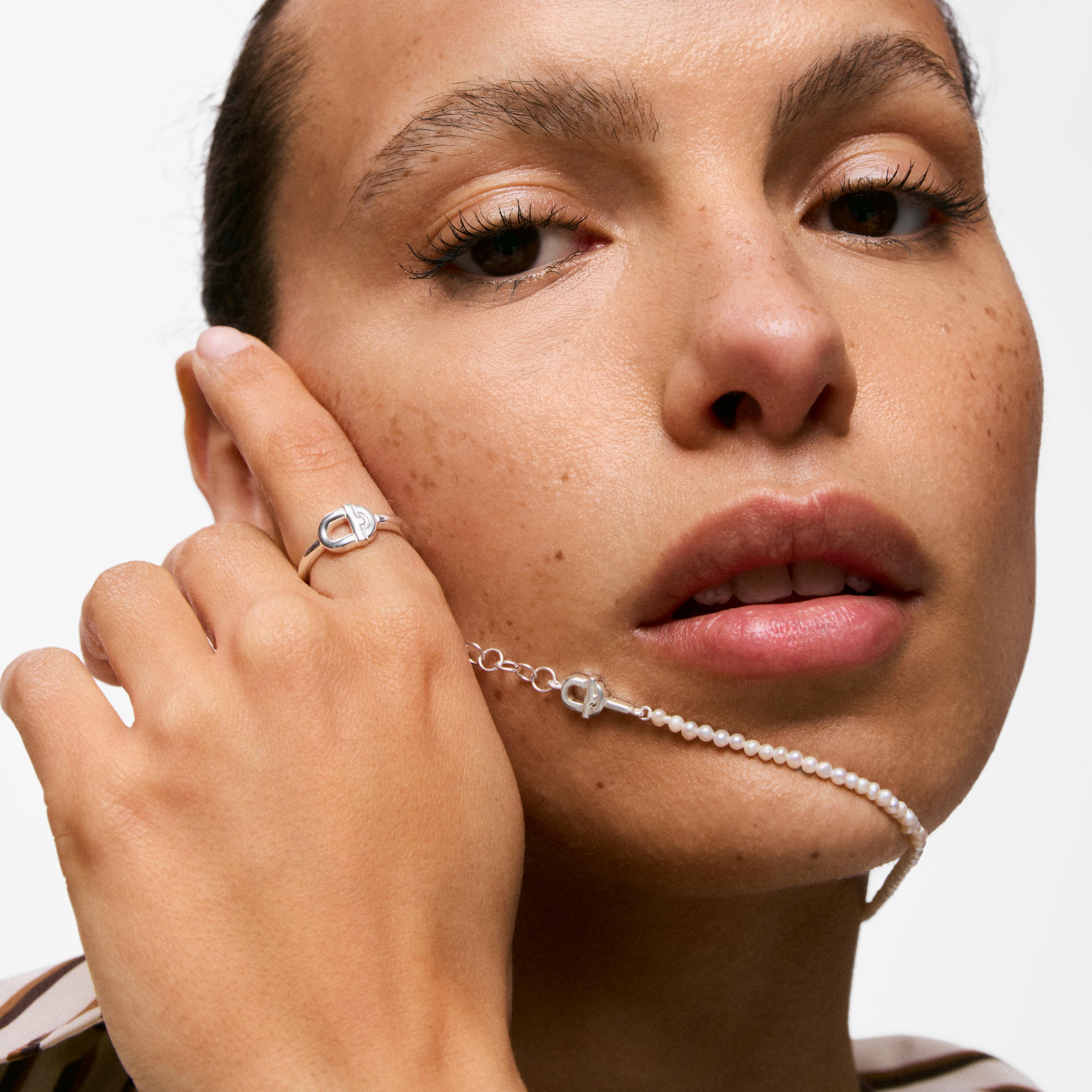Silver Chain necklace with cultured pearls TOUS MANIFESTO