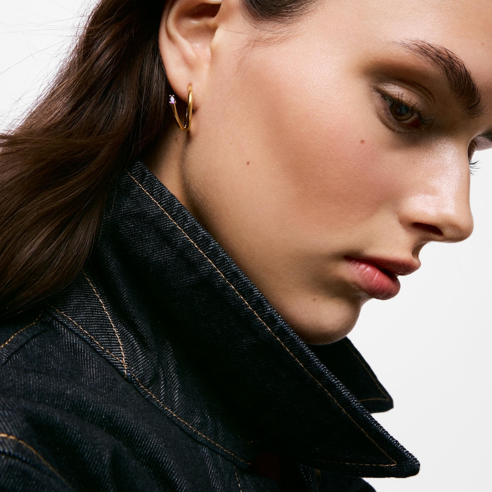 Pendientes de aro con ba&ntilde;o de oro 18&nbsp;kt sobre plata y gemas Lio 