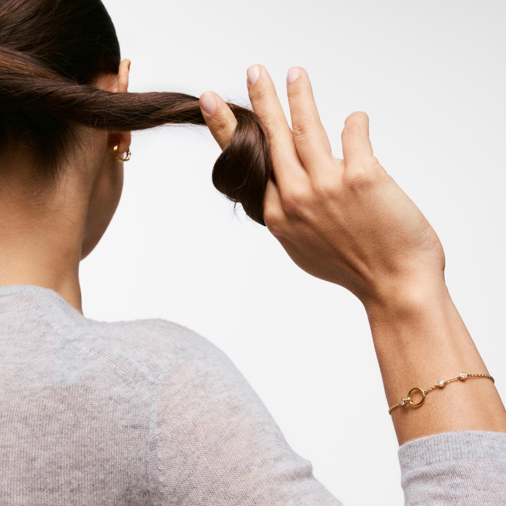 N&aacute;ramok s 18 kt pozl&aacute;ten&iacute;m a syntetick&yacute;mi diamantmi TOUS Straight LGD