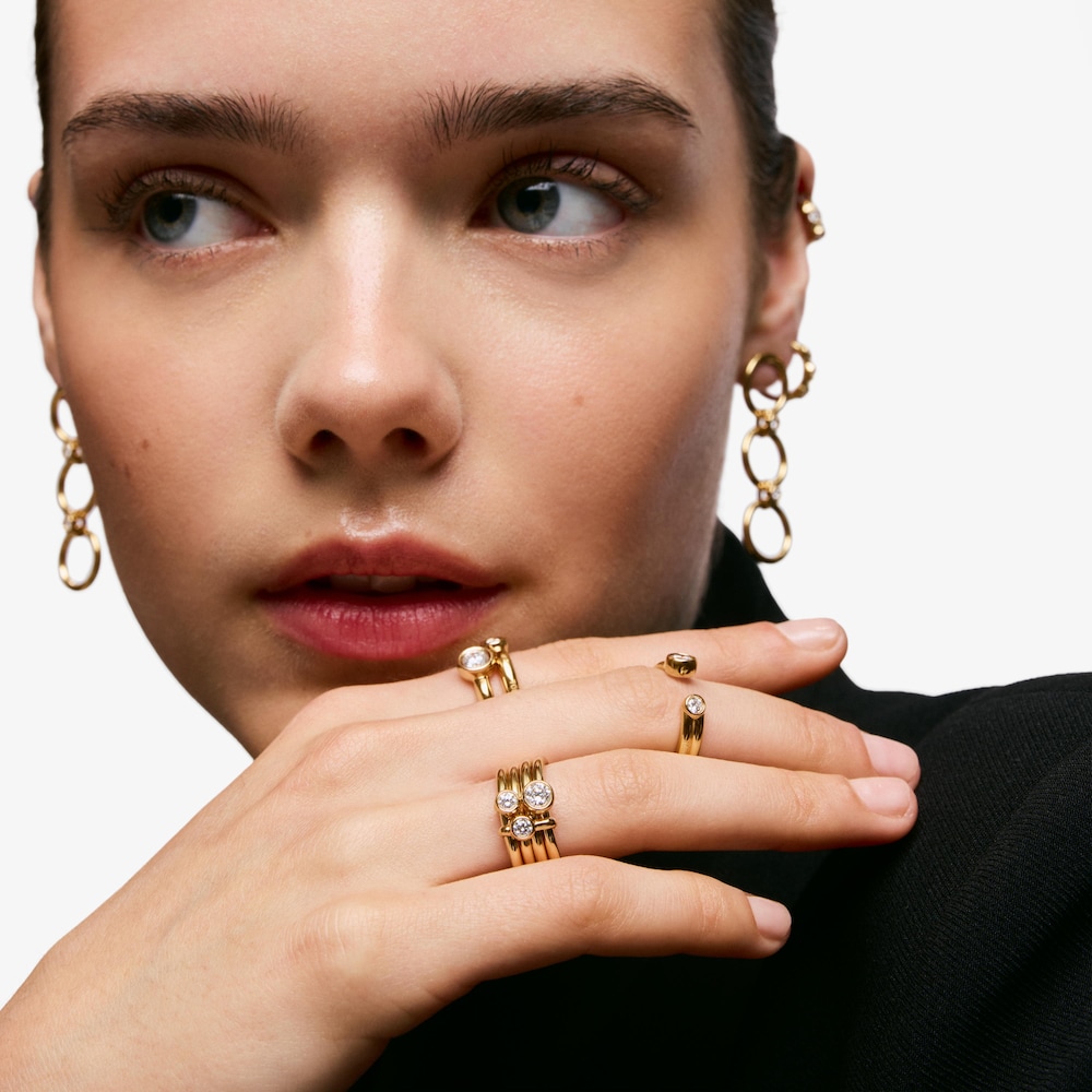 Anell obert amb bany d&rsquo;or de 18&nbsp;ct sobre plata i diamants creats al laboratori TOUS Straight LGD