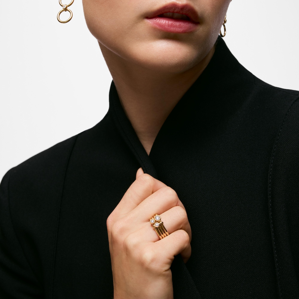 Anillo con ba&ntilde;o de oro 18 kt sobre plata y diamantes creados en laboratorio Straight LGD