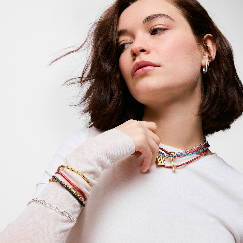 Pulsera con cord&oacute;n rojo y acero TOUS Basics