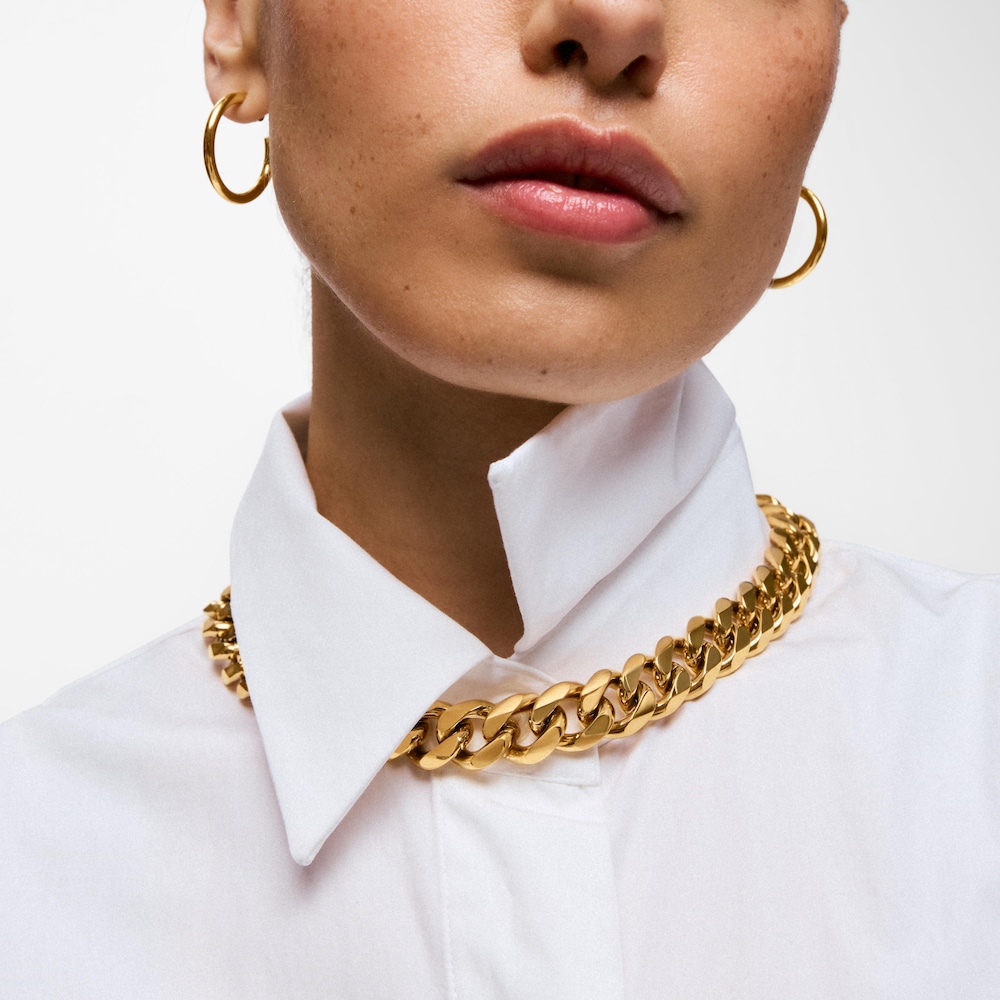 Řet&iacute;zkov&yacute; N&aacute;hrdeln&iacute;k s&nbsp;ploch&yacute;mi čl&aacute;nky z&nbsp;oceli ve zlat&eacute; barvě TOUS Basics