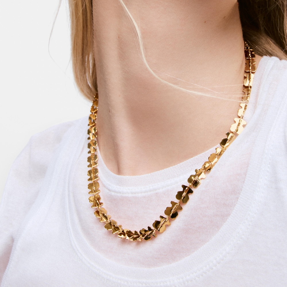 Kr&aacute;tk&yacute; ocelov&yacute; N&aacute;hrdeln&iacute;k v&nbsp;barvě zlata s&nbsp;motivy medv&iacute;dka TOUS Carrusel