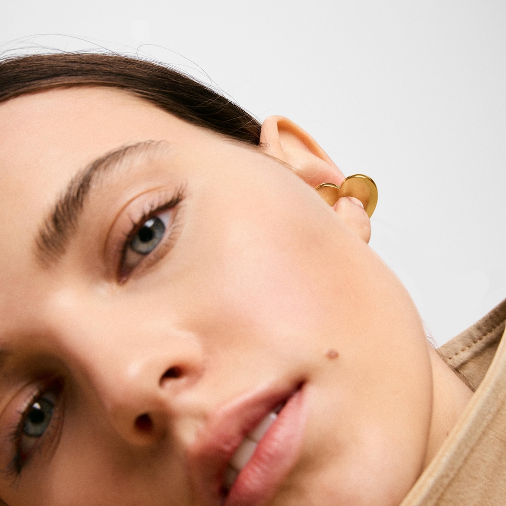 Earcuff coraz&oacute;n de acero dorado Galaxy