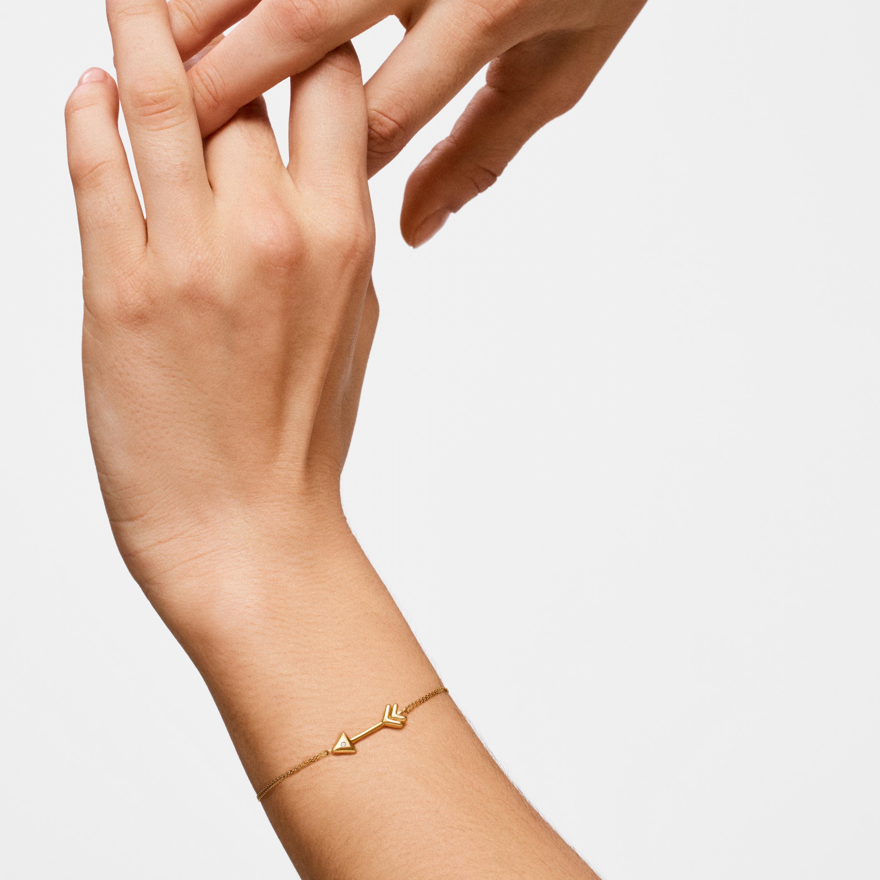 9kt gold Bracelet with diamonds TOUS Flechazo