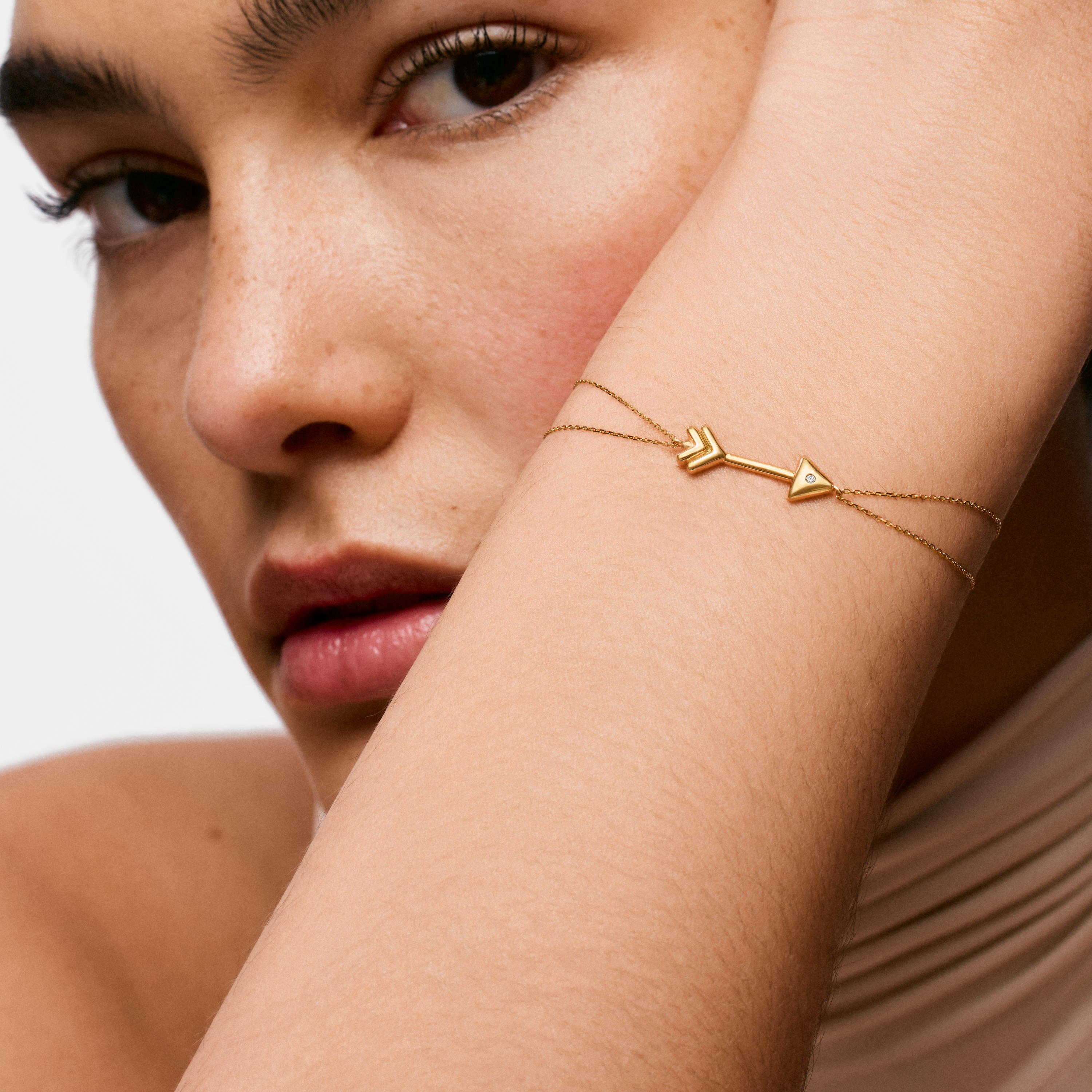 9kt gold Bracelet with diamonds TOUS Flechazo