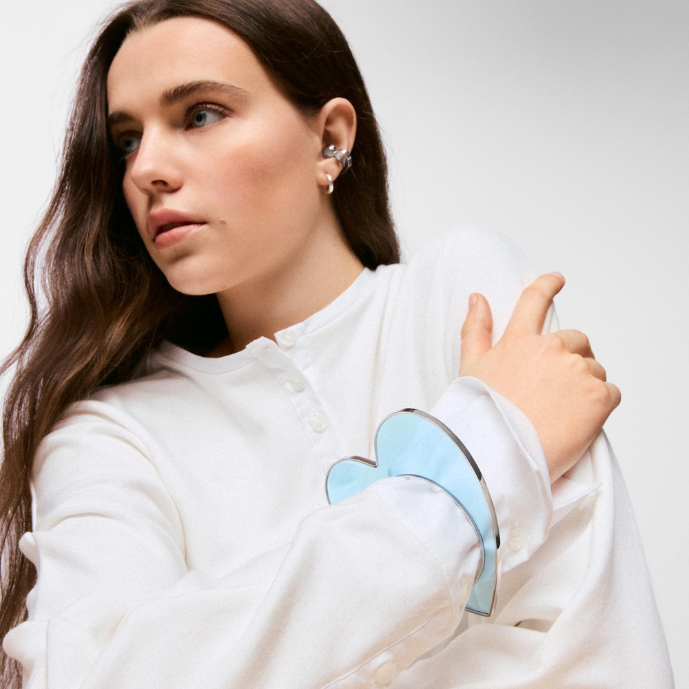 Bransoleta ze stali i niebieskiej żywicy z motywem serca TOUS Galaxy