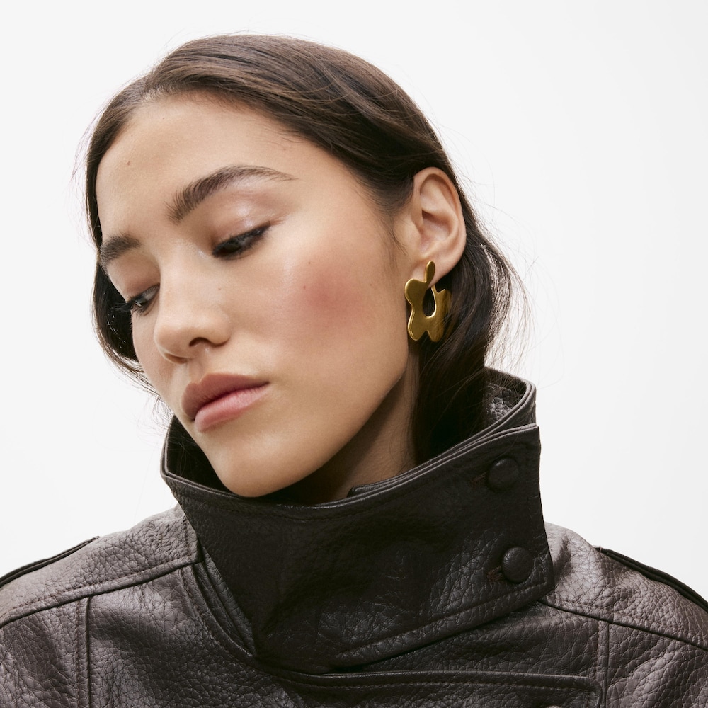 Long gold-colored steel flower Earrings TOUS Strain