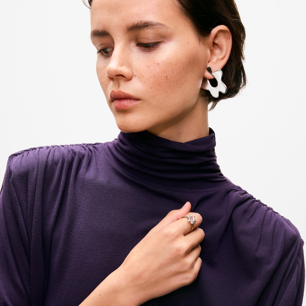 Anillo flor en acero bicolor TOUS Strain