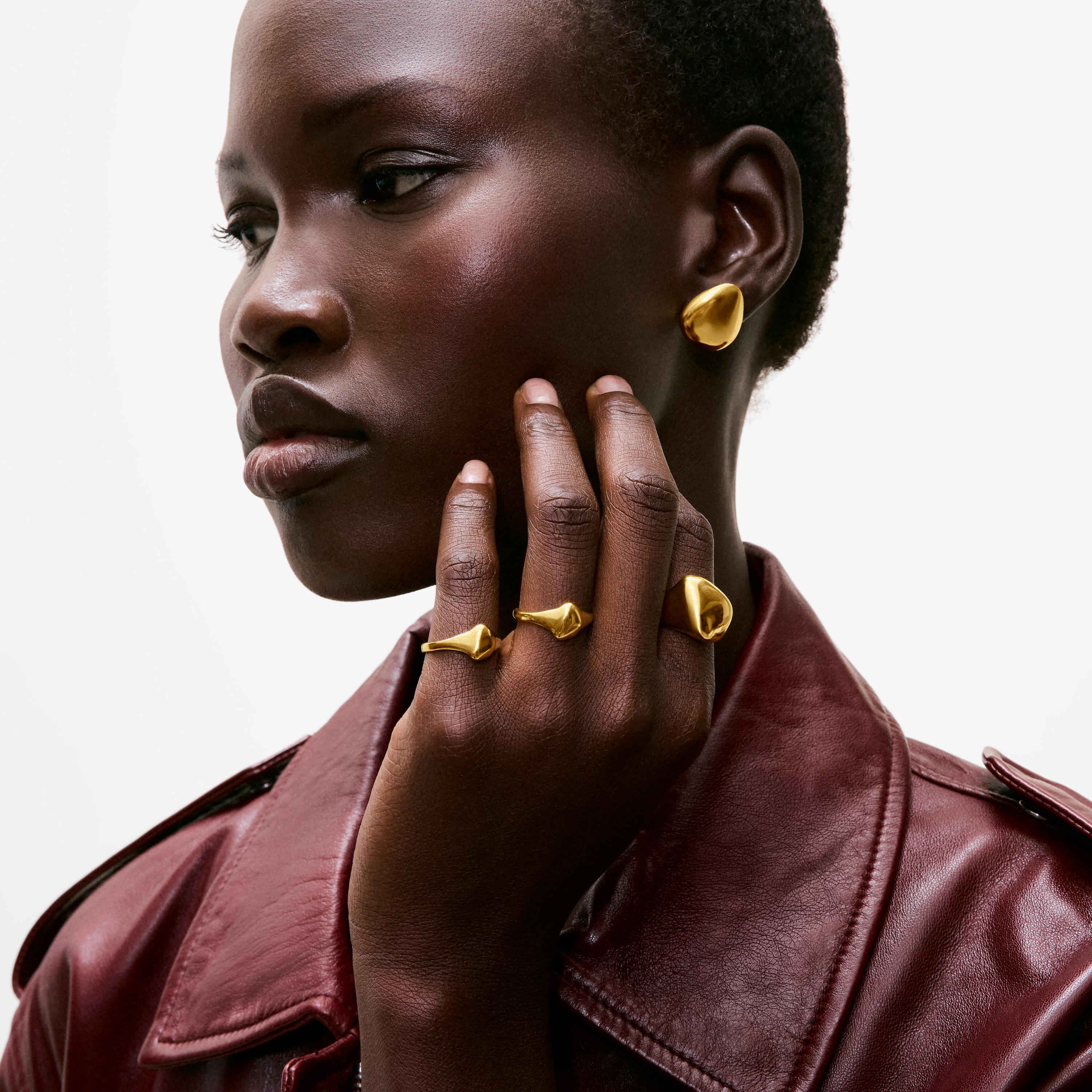 9kt gold Signet ring TOUS Cool Stones