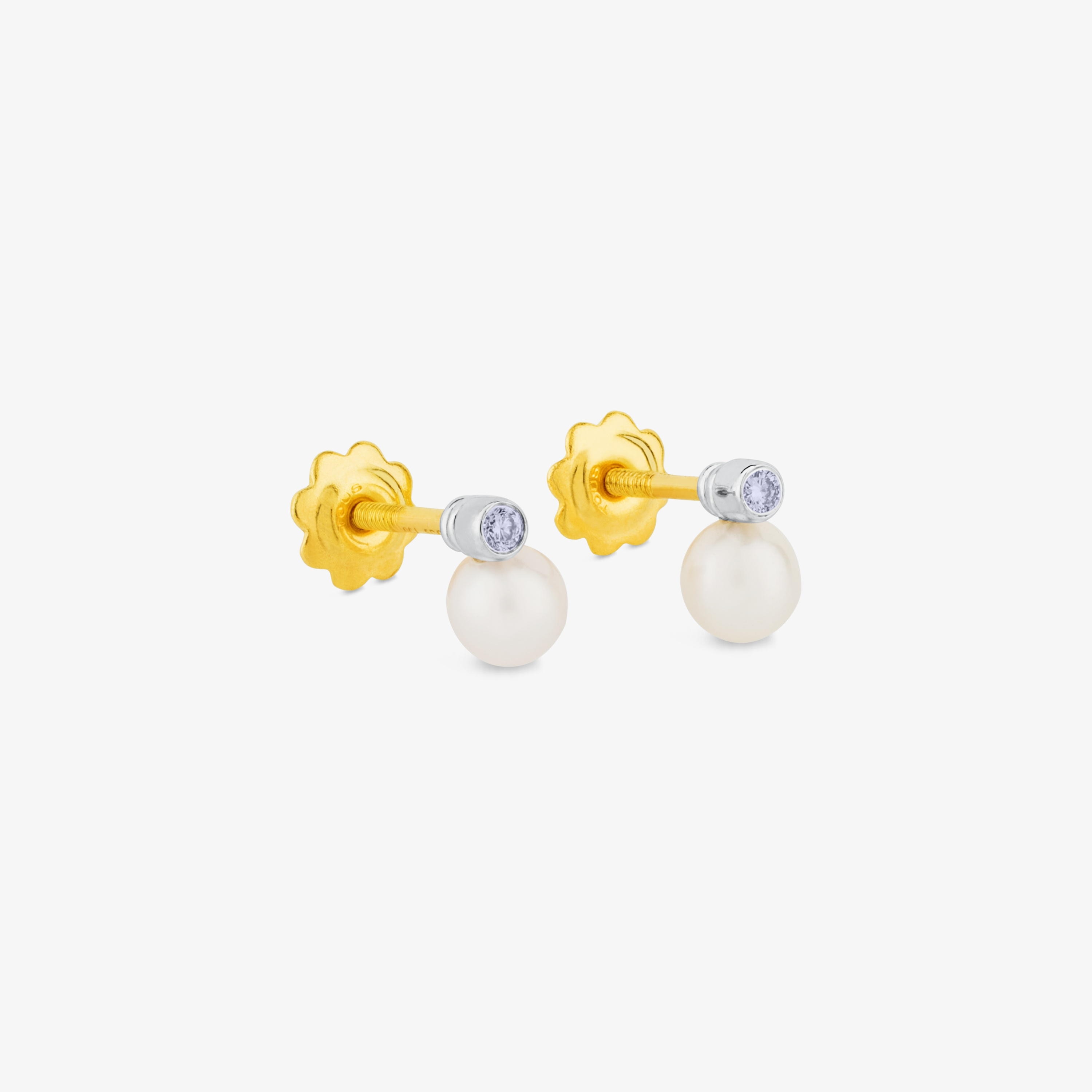 18K white gold Basics Earrings with diamonds and cultured pearls
