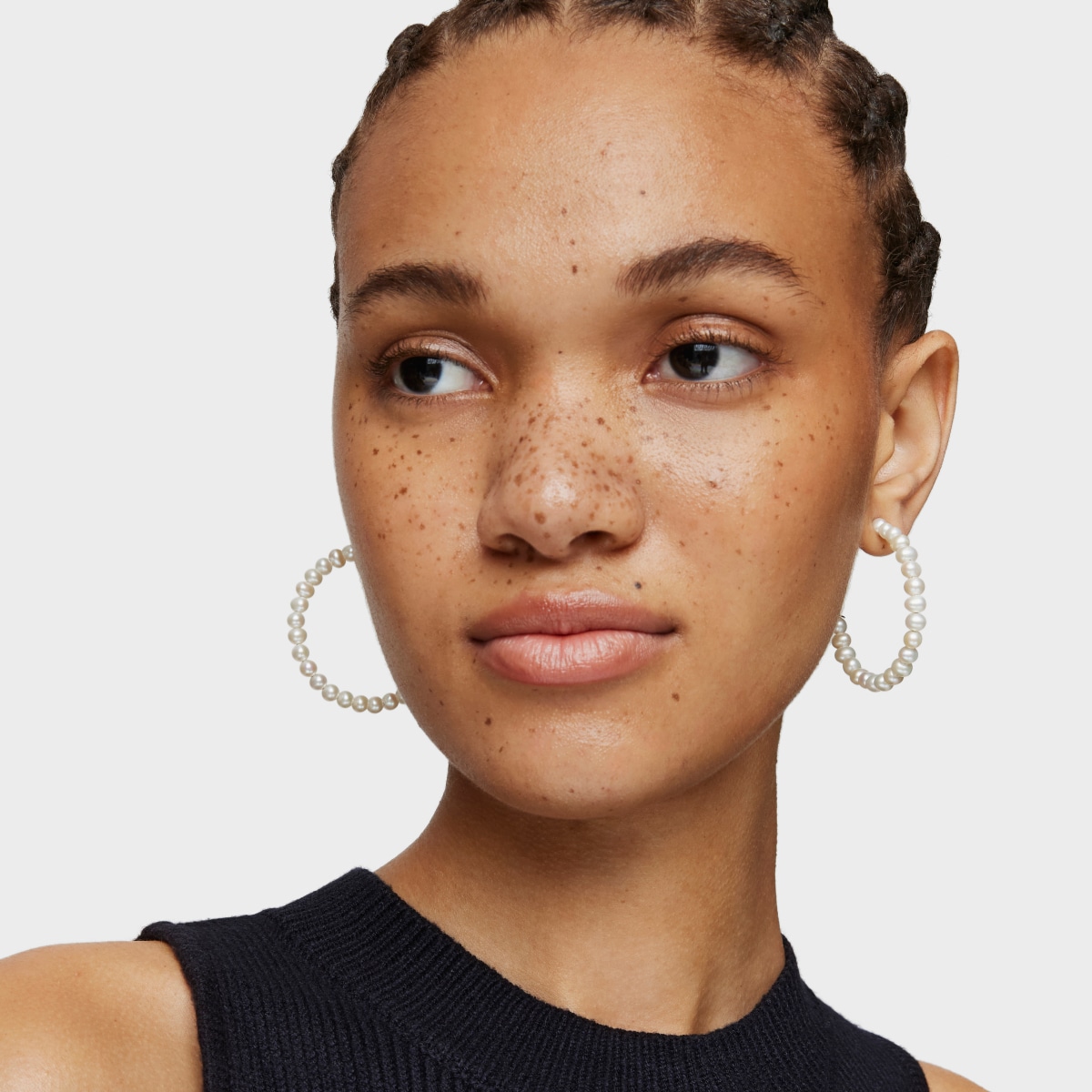 Gloss hoop earrings with Pearls