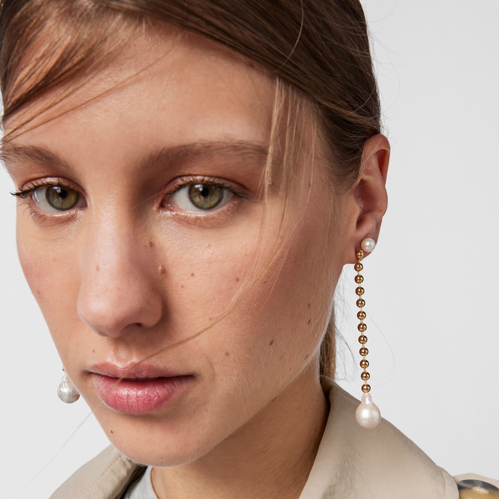 &Mu;&alpha;&kappa;&rho;&iota;ά &Sigma;&kappa;&omicron;&upsilon;&lambda;&alpha;&rho;ί&kappa;&iota;&alpha; Gloss &alpha;&pi;ό &Alpha;&sigma;ή&mu;&iota; Vermeil &mu;&epsilon; &Mu;&alpha;&rho;&gamma;&alpha;&rho;&iota;&tau;ά&rho;&iota;