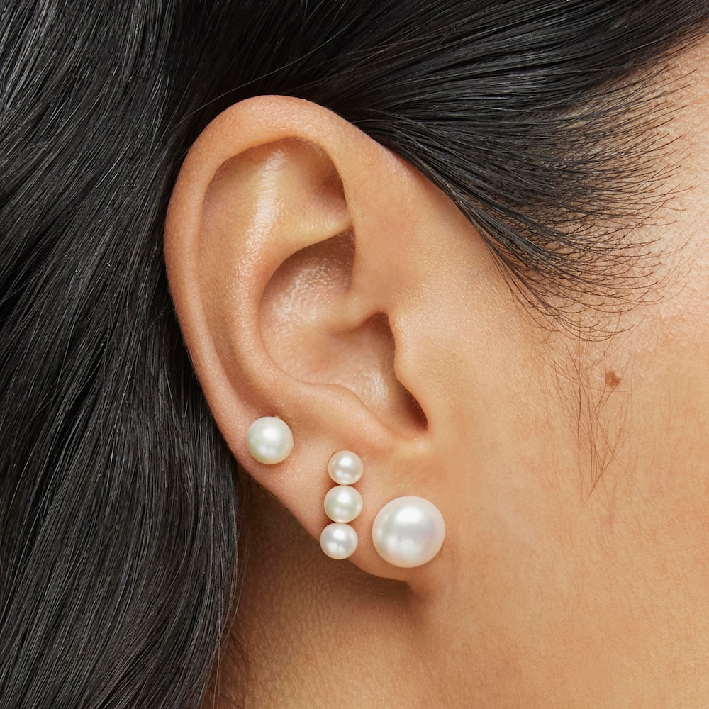 Set of Gloss Earrings with Pearls