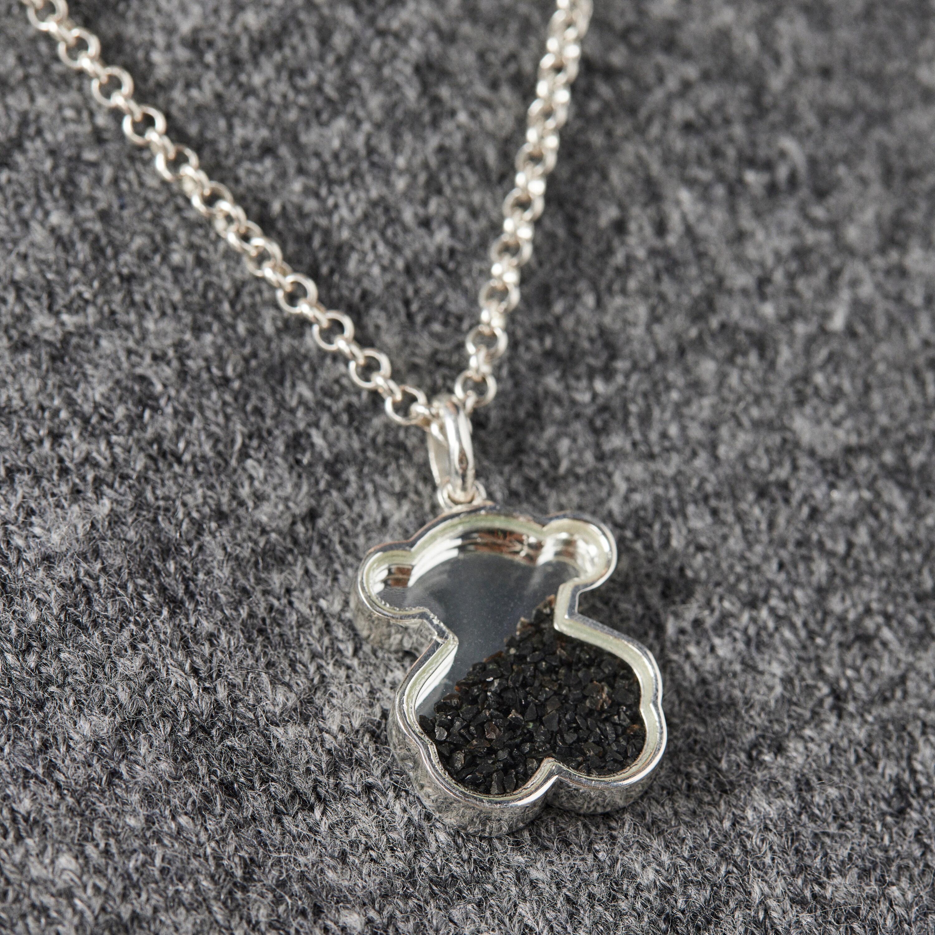 Silver Areia Pendant with onyx